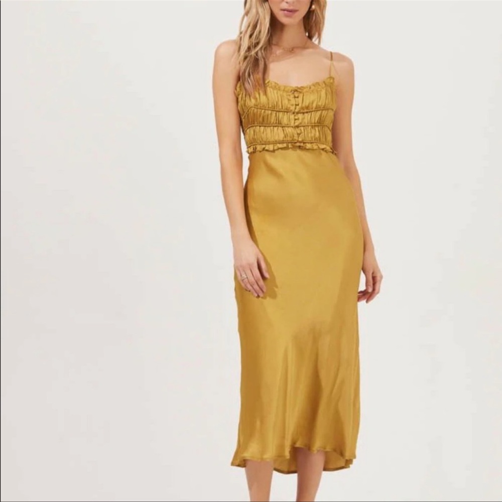 Beautiful new Astr dress